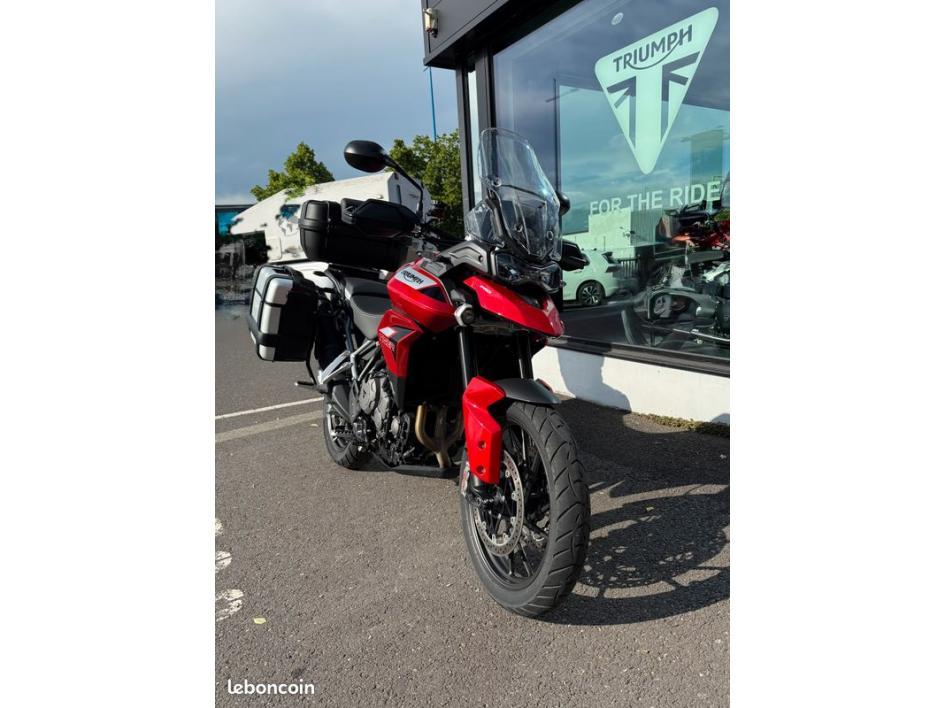 TRIUMPH Tiger 900 GT PRO
