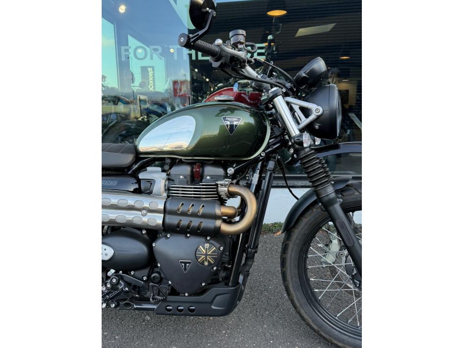 TRIUMPH SCRAMBLER 900 CHROME EDITION